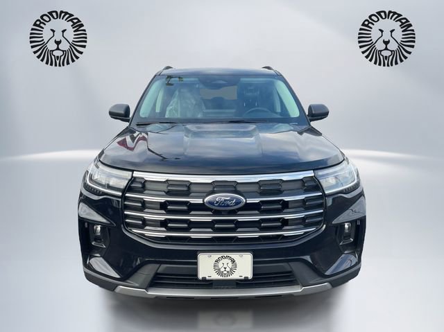 New 2026 Ford Explorer Active w/ Active Comfort Package AWD/4WD image 2