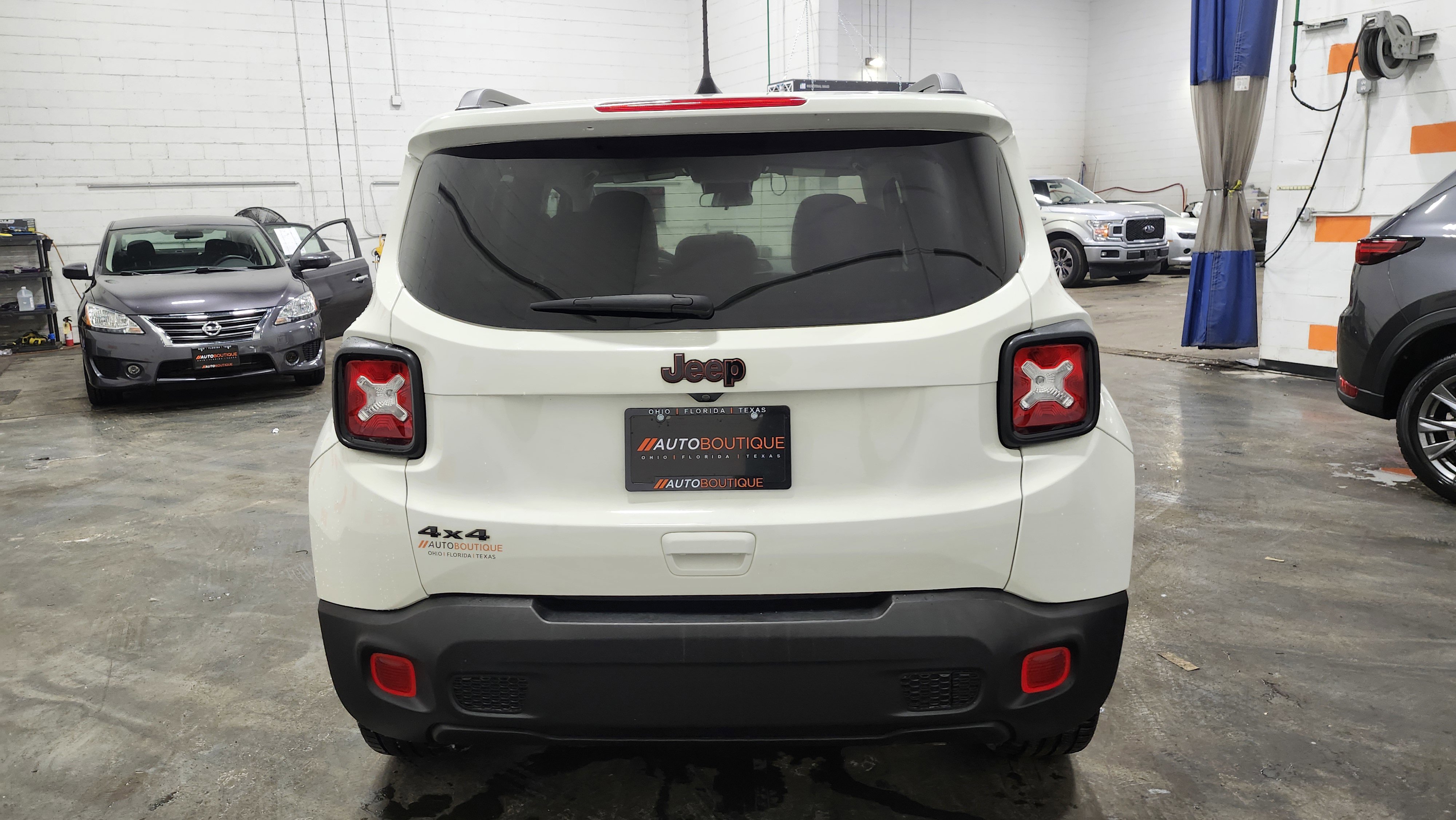 Used 2020 Jeep Renegade Latitude image 14