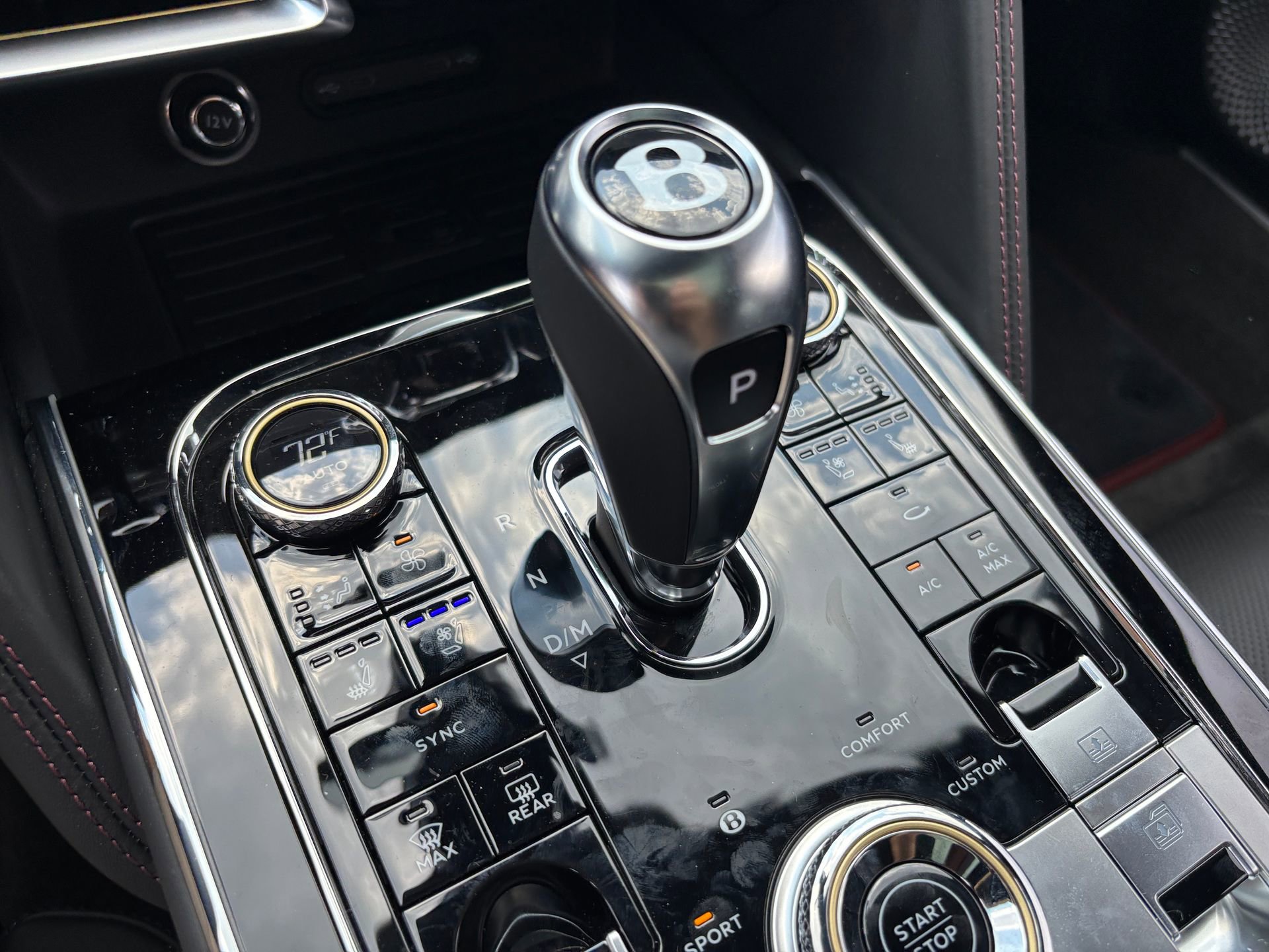 New 2025 Bentley Flying Spur Plug-In Hybrid image 44
