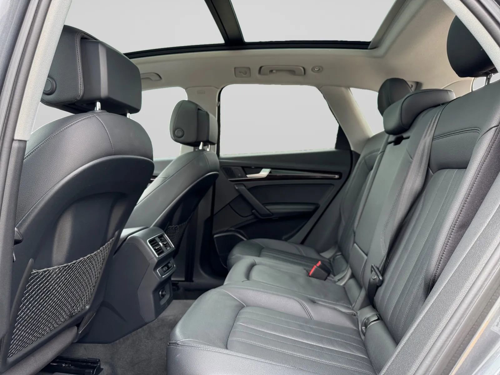 Used 2018 Audi Q5 Prestige w/ Prestige Package image 28