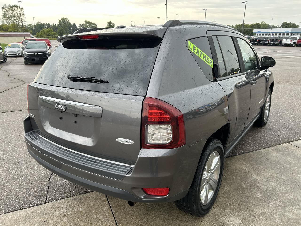 Used 2016 Jeep Compass Latitude AWD/4WD image 5