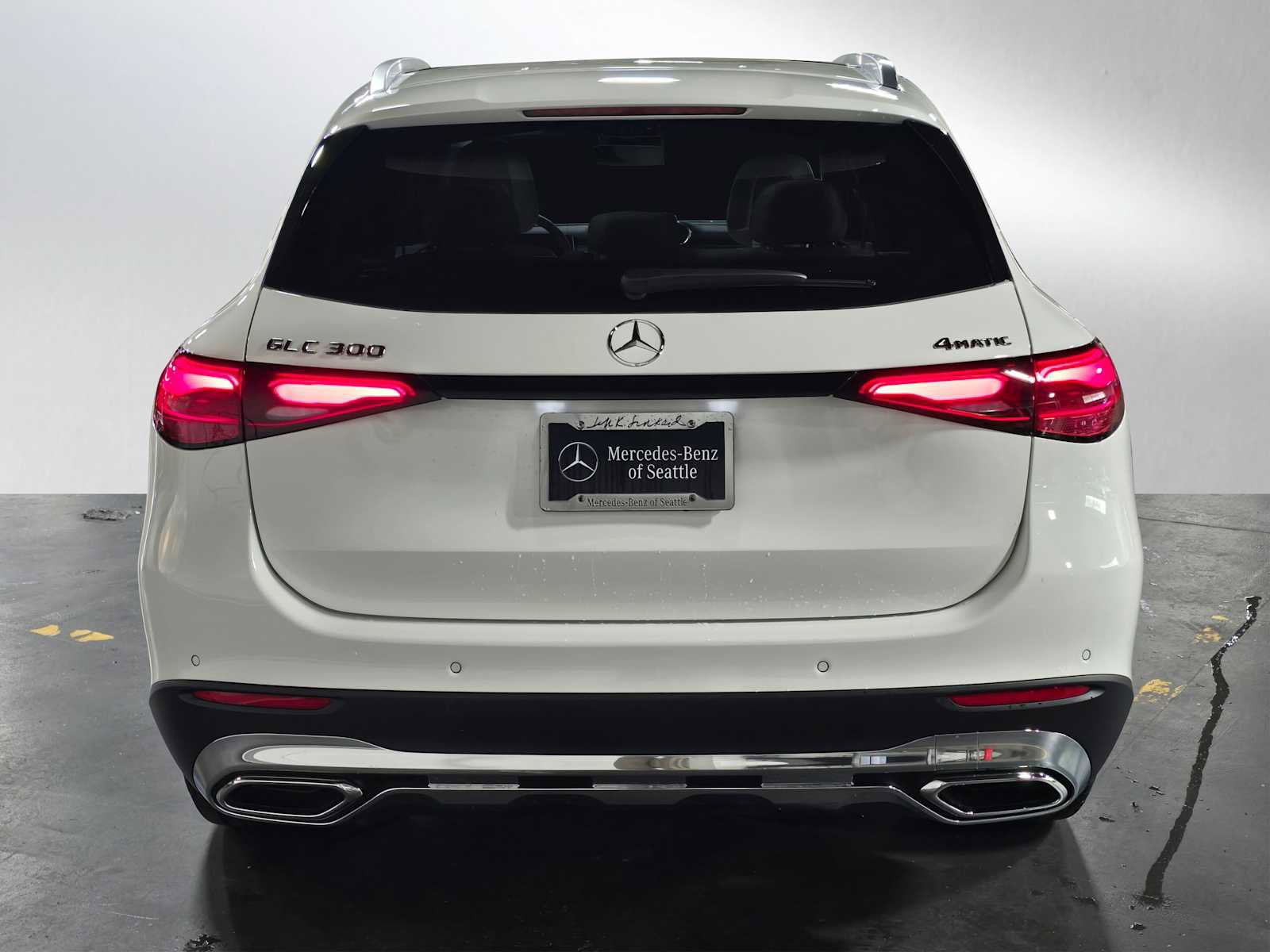 Used 2026 Mercedes-Benz GLC 300 4MATIC image 5