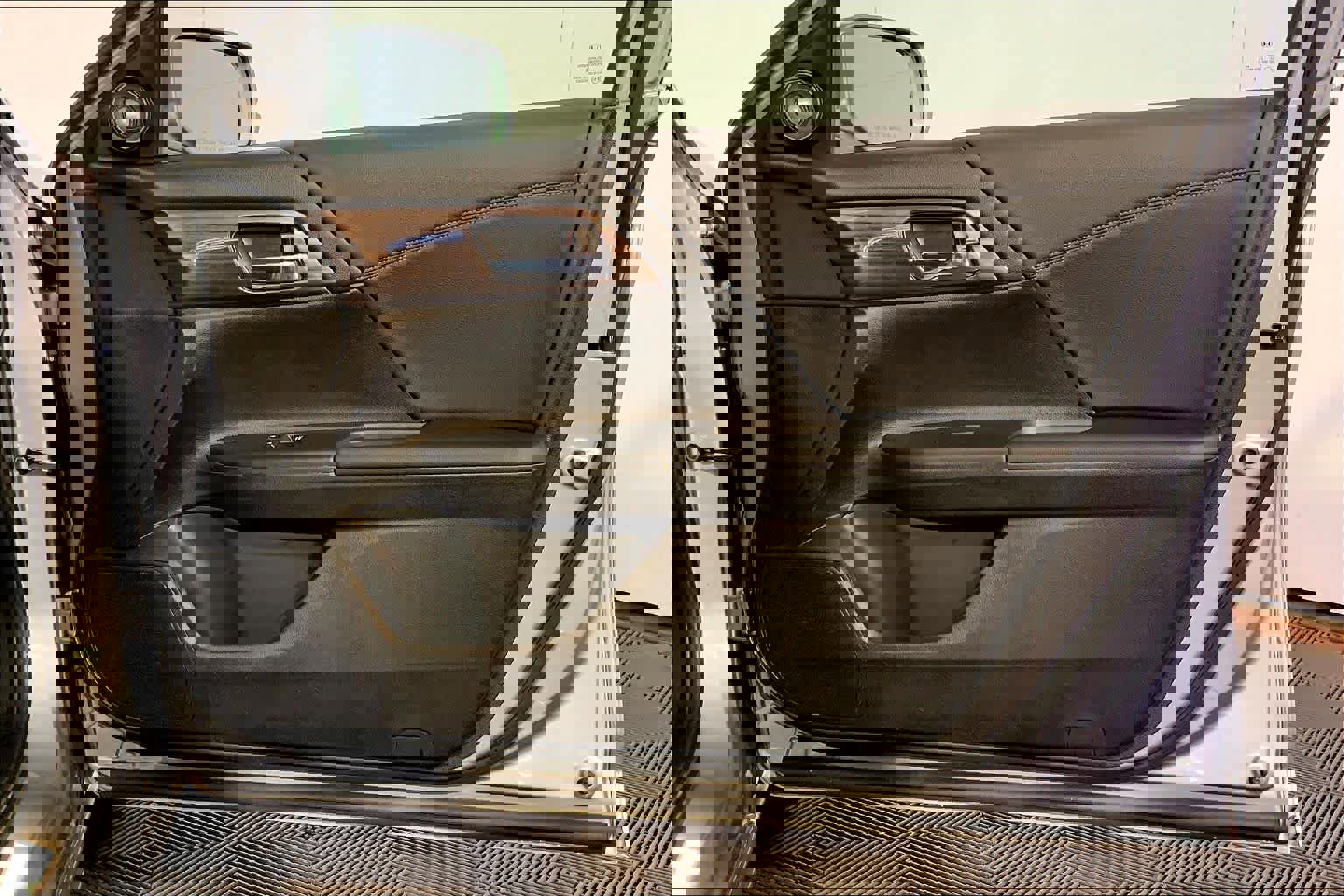 Used 2017 Honda Accord EX-L image 26