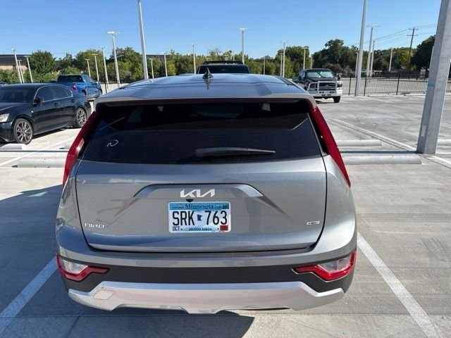 Used 2025 Kia Niro LX FWD image 8