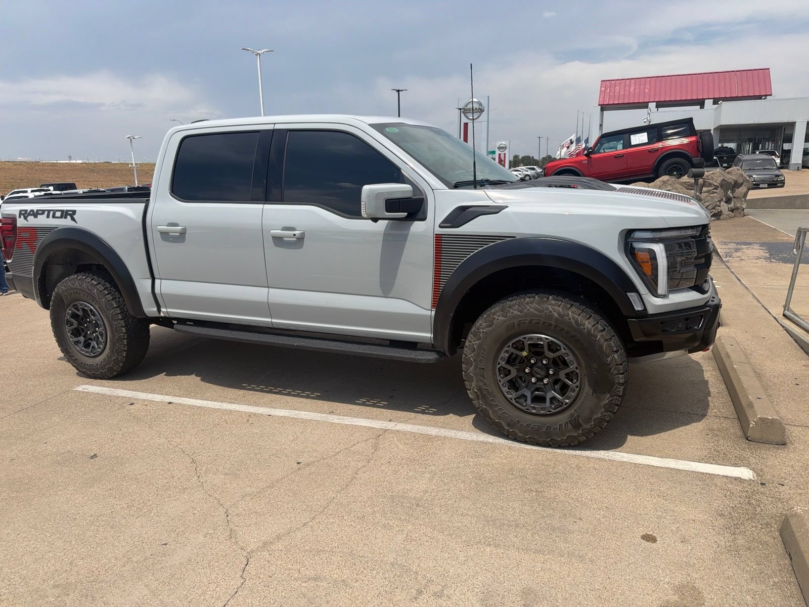 Used 2026 Ford F150 Raptor w/ Equipment Group 803A Raptor R AWD/4WD image 2