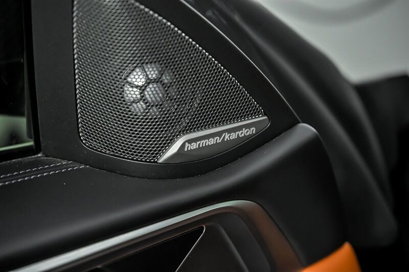 Used 2021 BMW M4 Coupe w/ M Carbon Exterior Package RWD image 16
