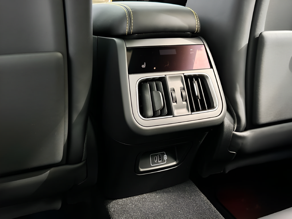 New 2026 Maserati Grecale Modena AWD/4WD image 21