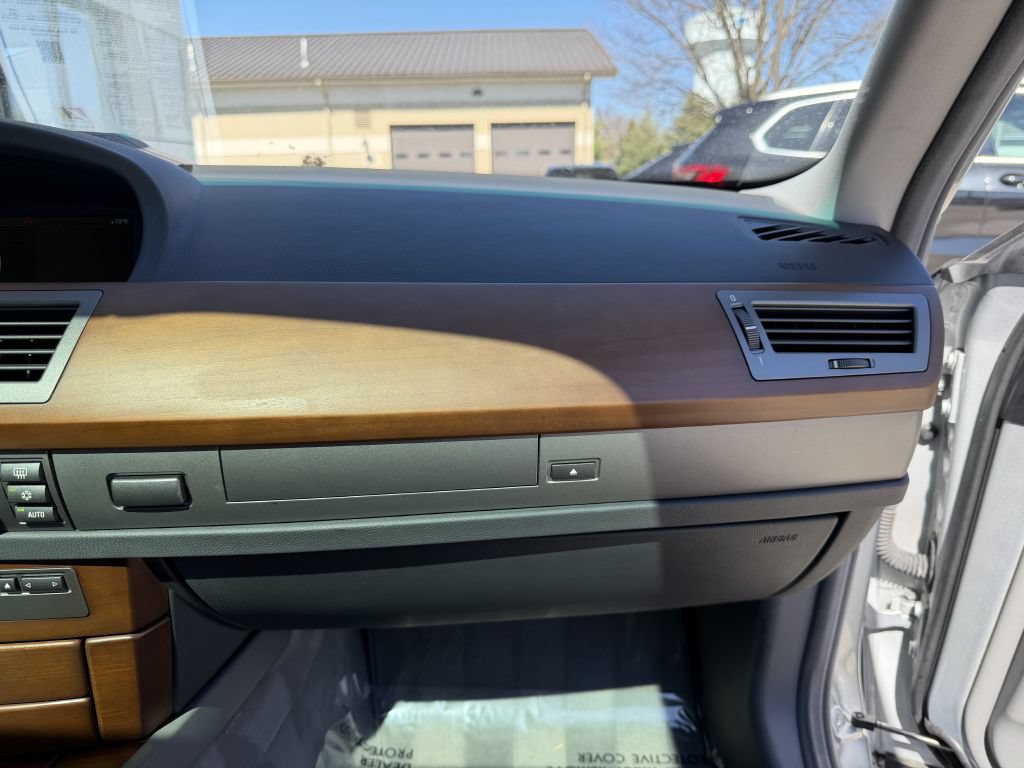 Used 2002 BMW 745i RWD image 61
