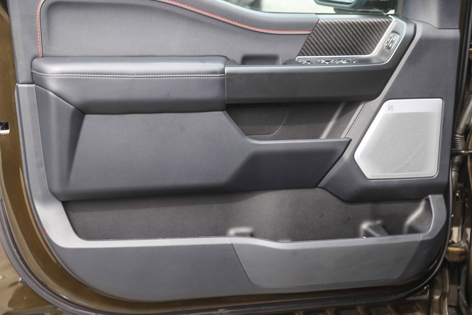 Used 2025 Ford F150 Raptor image 19