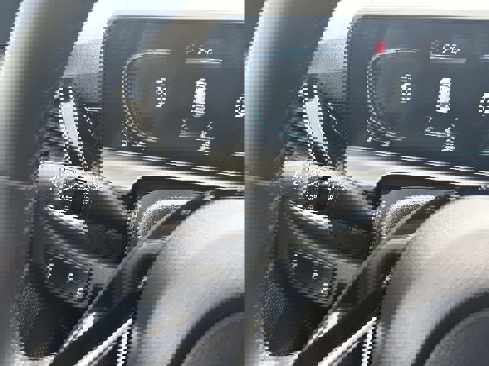 Used 2025 Kia Seltos S image 31