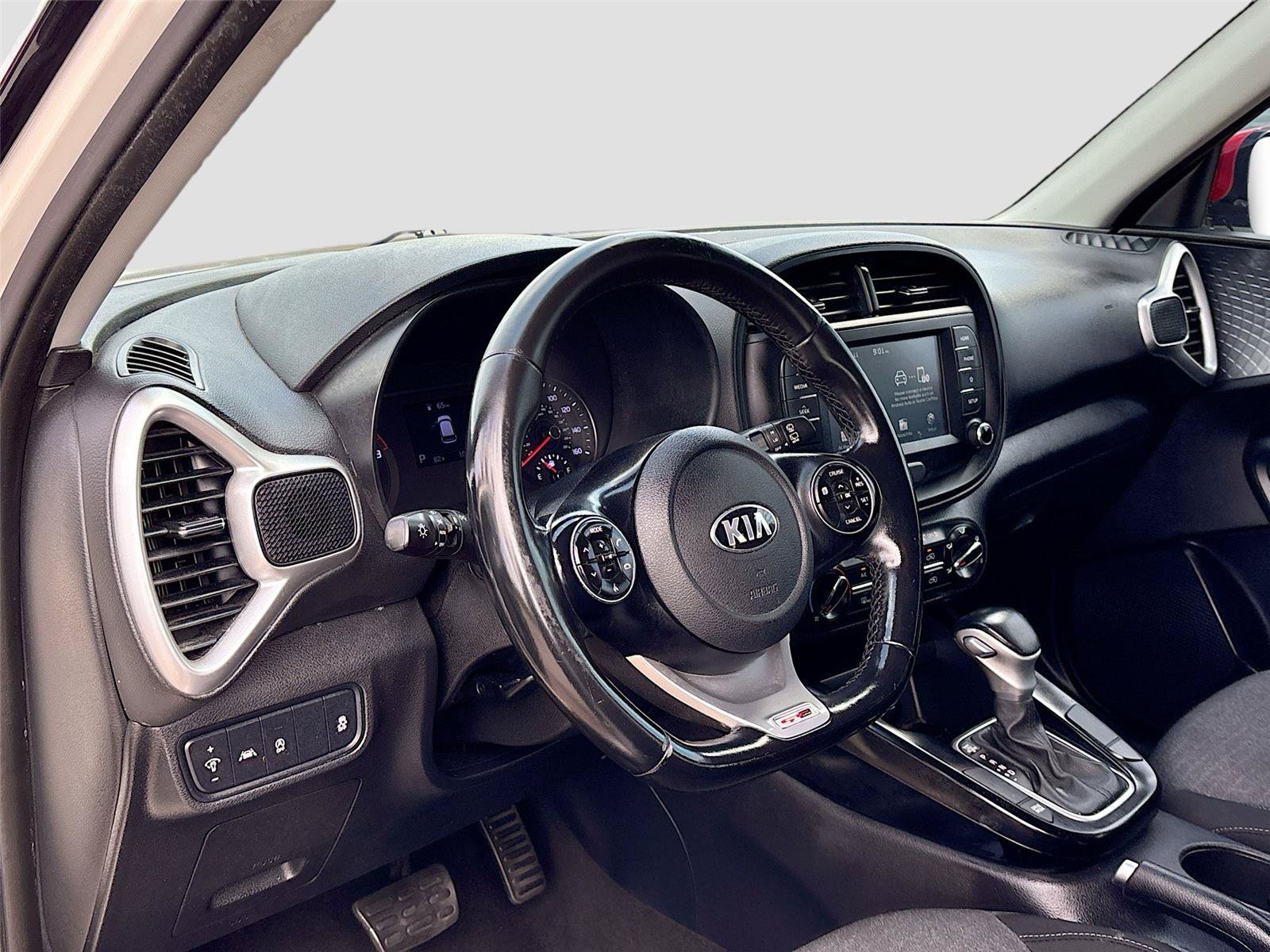 Used 2020 Kia Soul GT-Line FWD image 9
