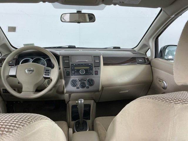 Used 2011 Nissan Versa SL image 20