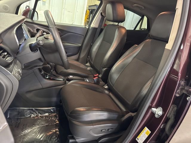 Used 2018 Buick Encore Preferred image 36