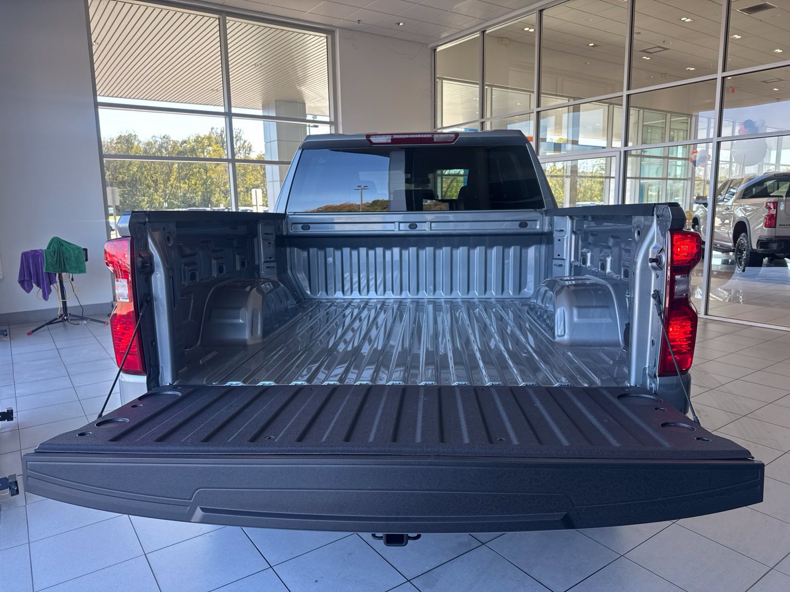 New 2026 Chevrolet Silverado 1500 Custom AWD/4WD image 11