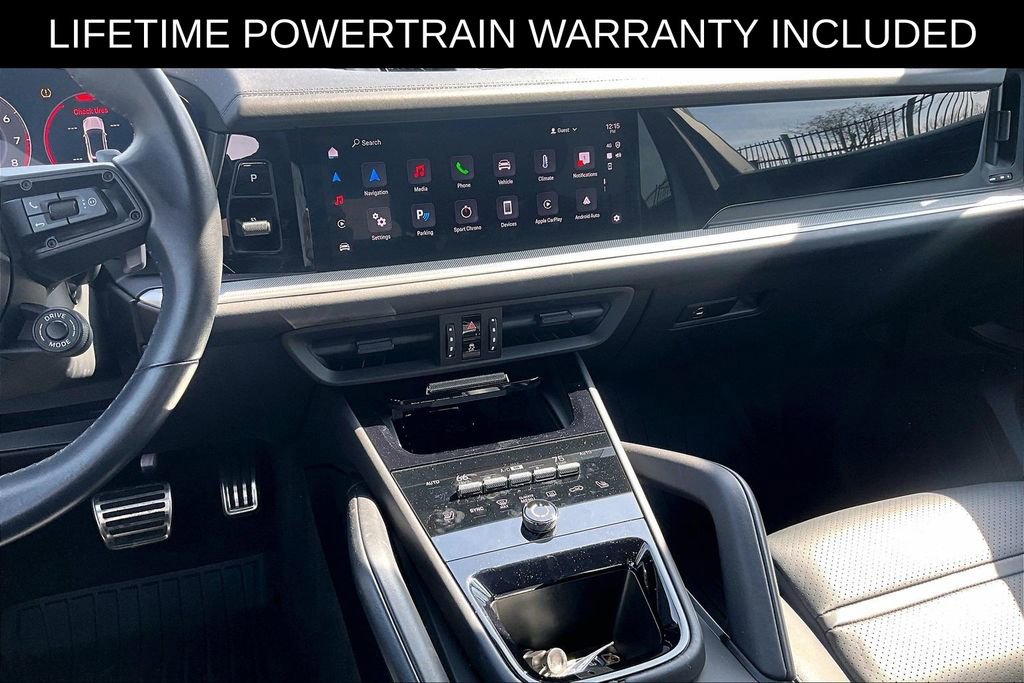 Used 2024 Porsche Cayenne S image 8