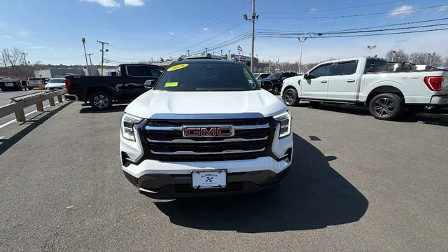 New 2026 GMC Terrain Elevation w/ Elevation Premium Package AWD/4WD image 2