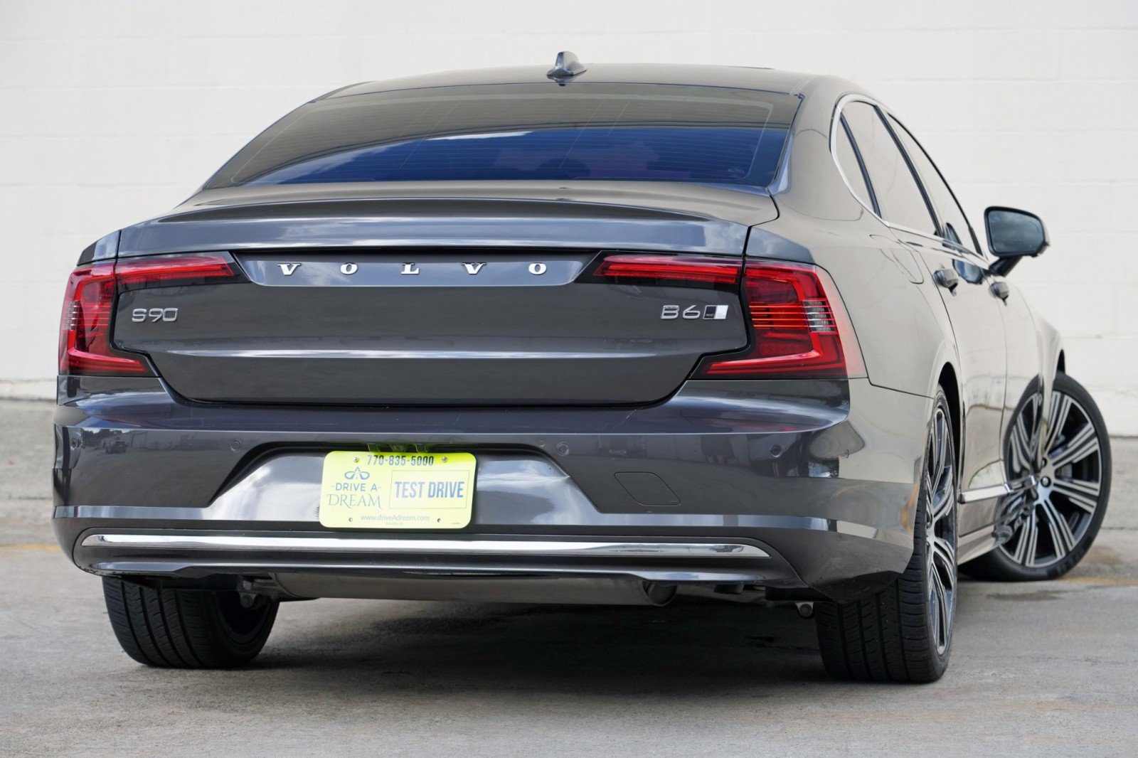 Used 2023 Volvo S90 B6 Ultimate w/ Protection Package Premier AWD/4WD image 5