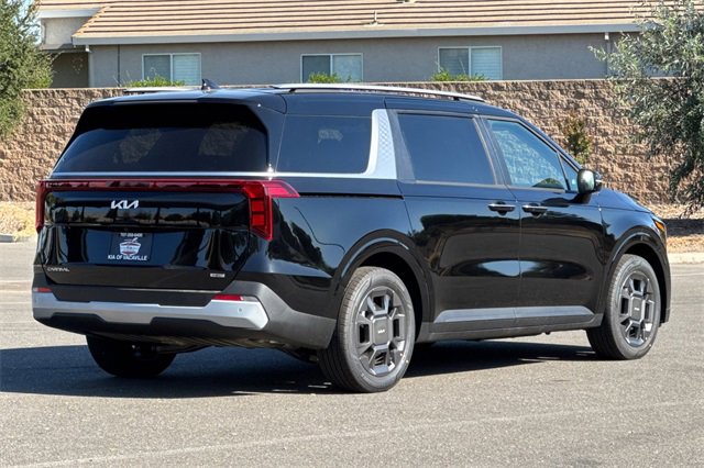 New 2026 Kia Carnival EX image 5