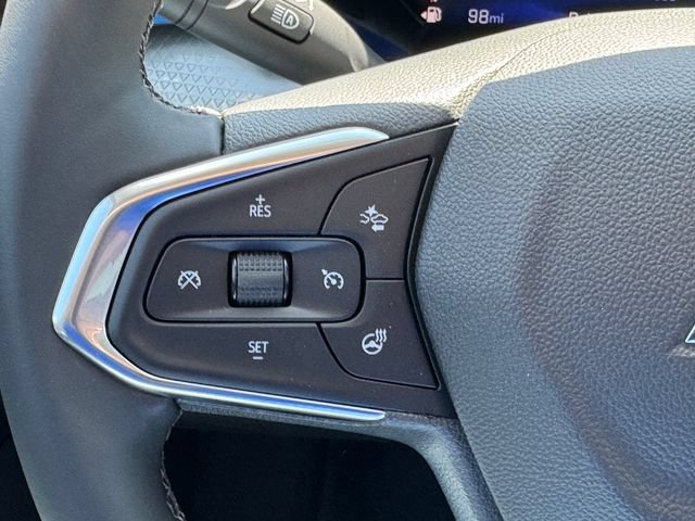 New 2026 Chevrolet Trax LT w/ Midnight Edition FWD image 19