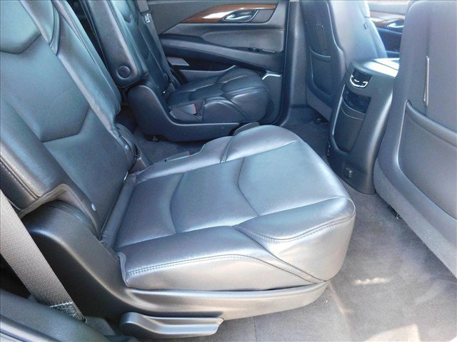 Used 2020 Cadillac Escalade 2WD image 29