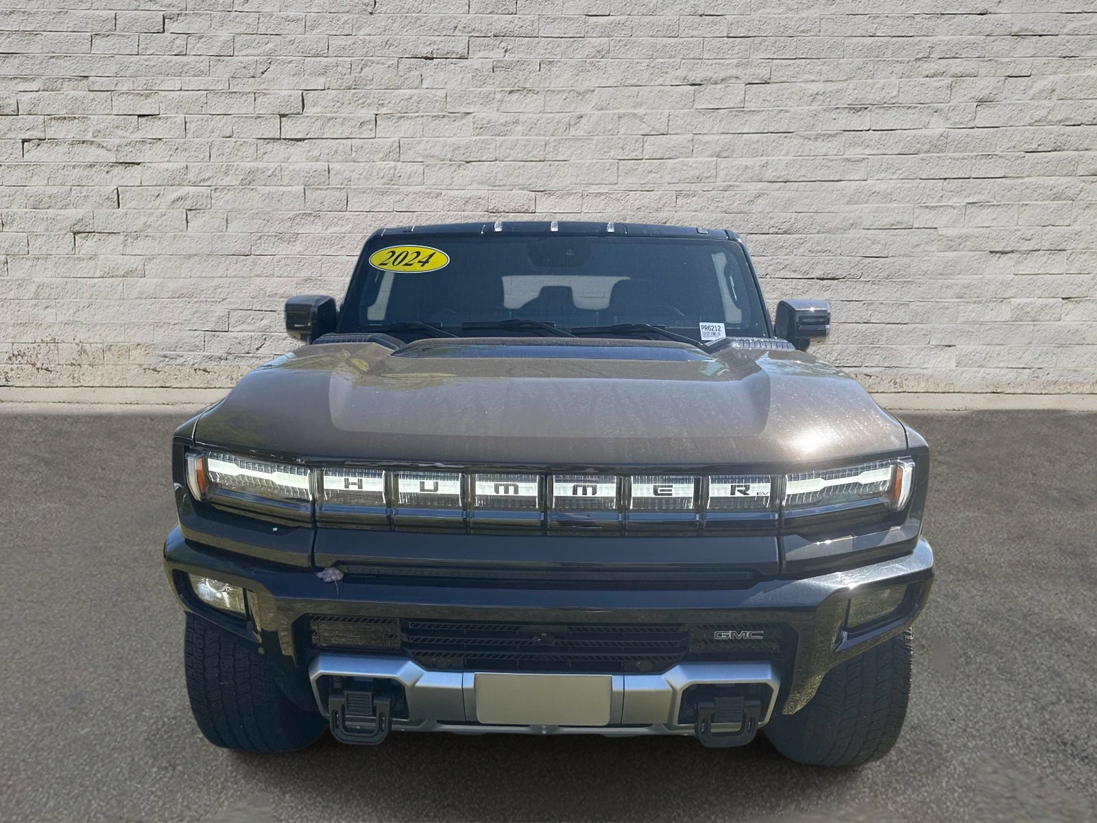 Used 2024 GMC Hummer EV 3X AWD/4WD image 2