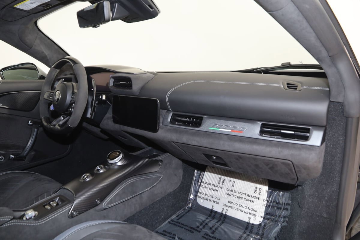 Used 2024 Maserati MC20 Cielo RWD image 75