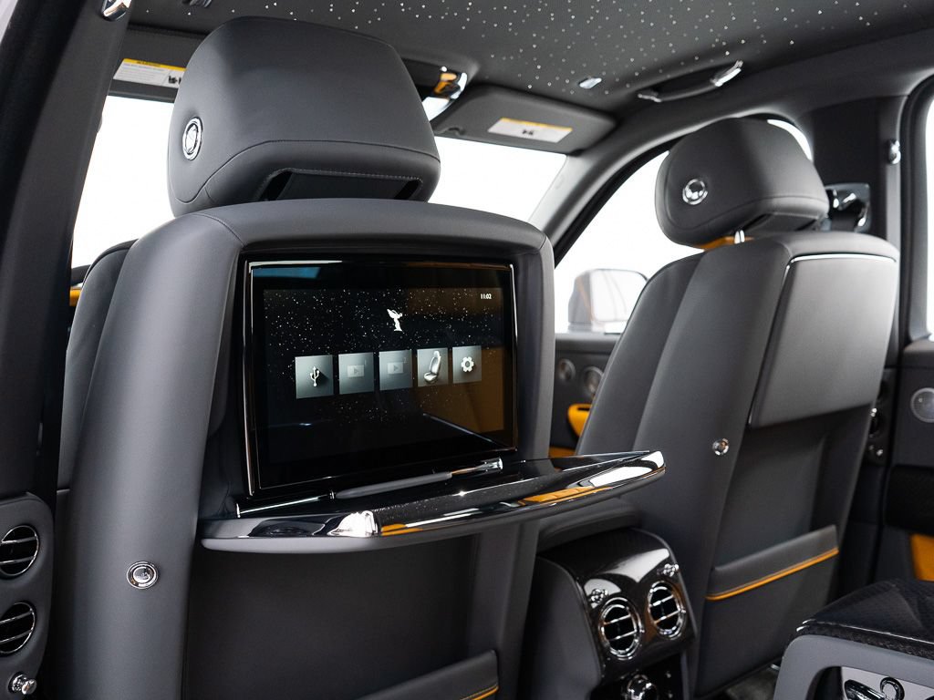 New 2027 Rolls-Royce Cullinan Black Badge AWD/4WD image 25