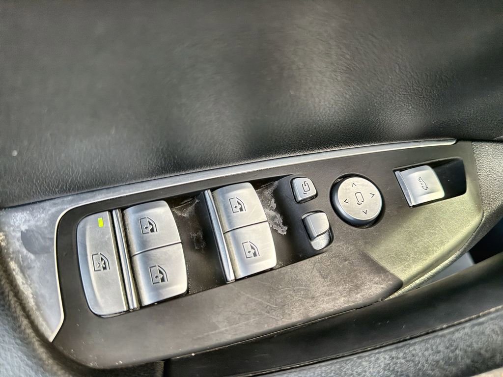 Used 2024 BMW X3 xDrive30i w/ Premium Essential Package image 15