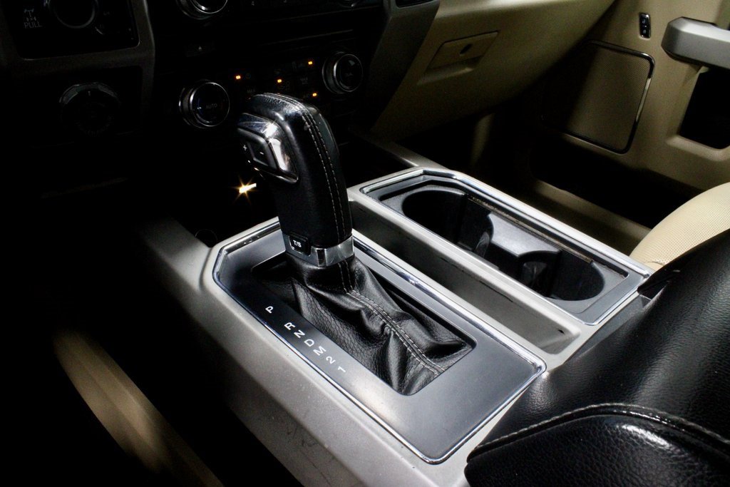 Used 2016 Ford F150 Lariat w/ Equipment Group 502A Luxury image 33