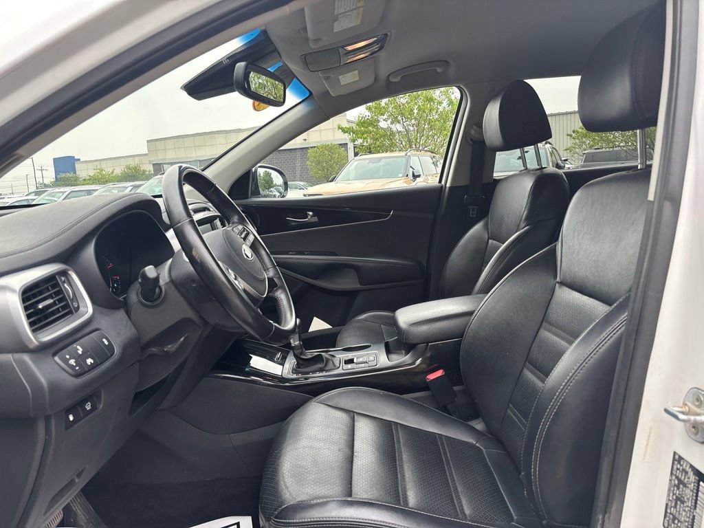 Used 2019 Kia Sorento EX AWD/4WD image 11