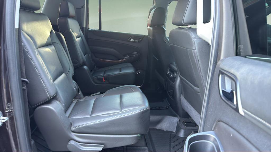 Used 2020 Chevrolet Suburban Premier w/ Max Trailering Package image 23