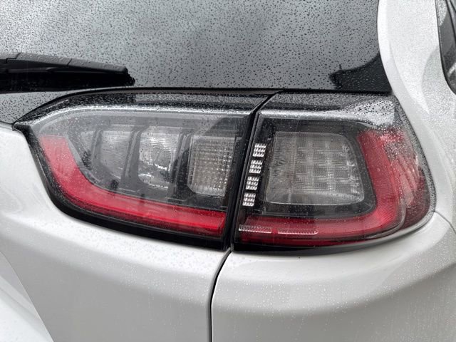 Used 2023 Jeep Cherokee Altitude Lux image 13