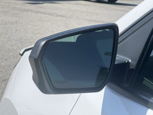 Used 2024 Chevrolet Equinox LS w/ LS Convenience Package image 19