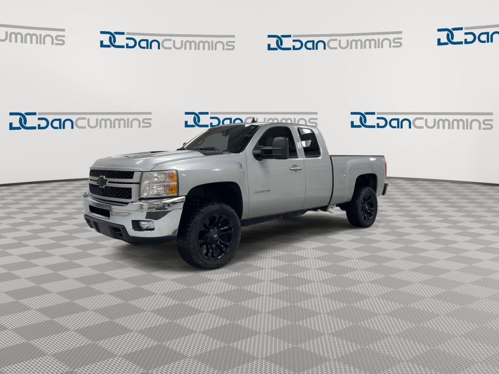 Used 2011 Chevrolet Silverado 2500 LTZ w/ LTZ Plus Package AWD/4WD image 4