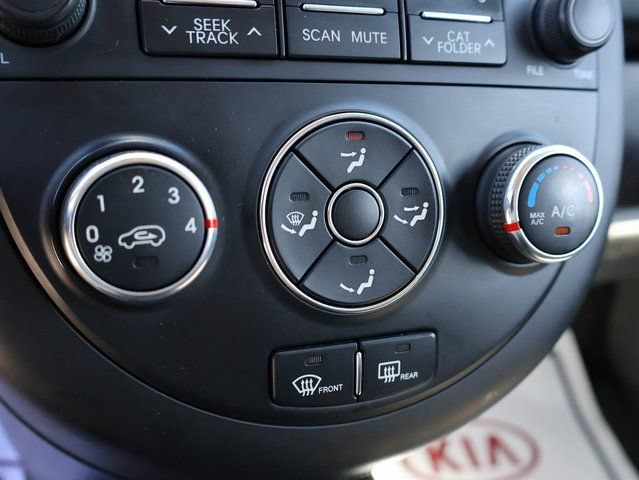 Used 2012 Kia Soul FWD image 30