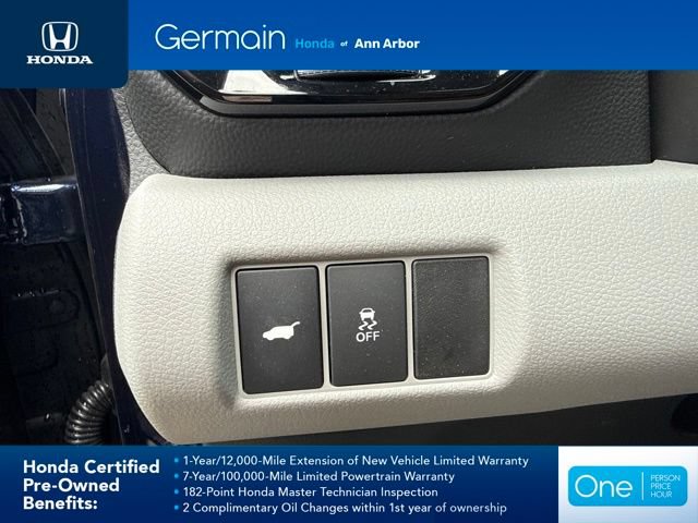 Certified 2025 Honda Pilot Touring image 28