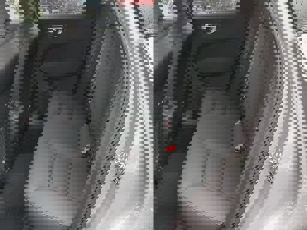 New 2026 Volvo XC60 B5 Plus w/ Protection Package Premier image 18