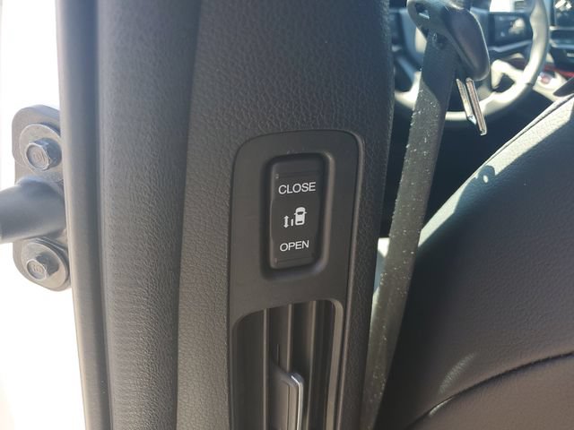 Certified 2025 Honda Odyssey Sport-L image 18