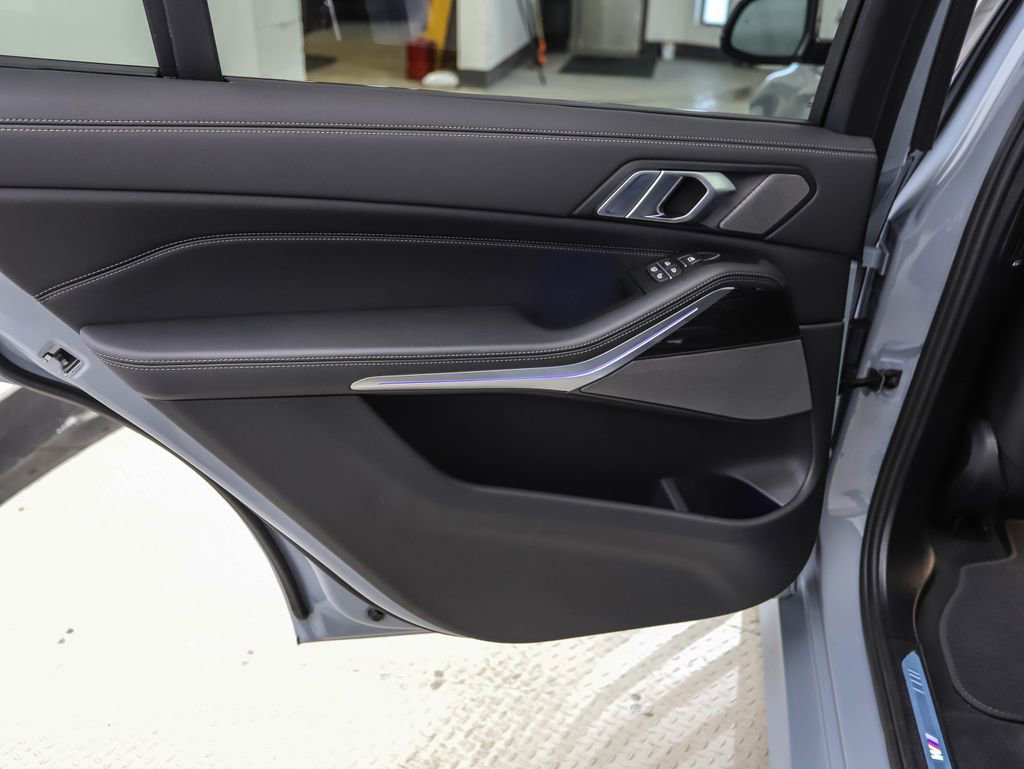New 2026 BMW X7 xDrive40i image 19