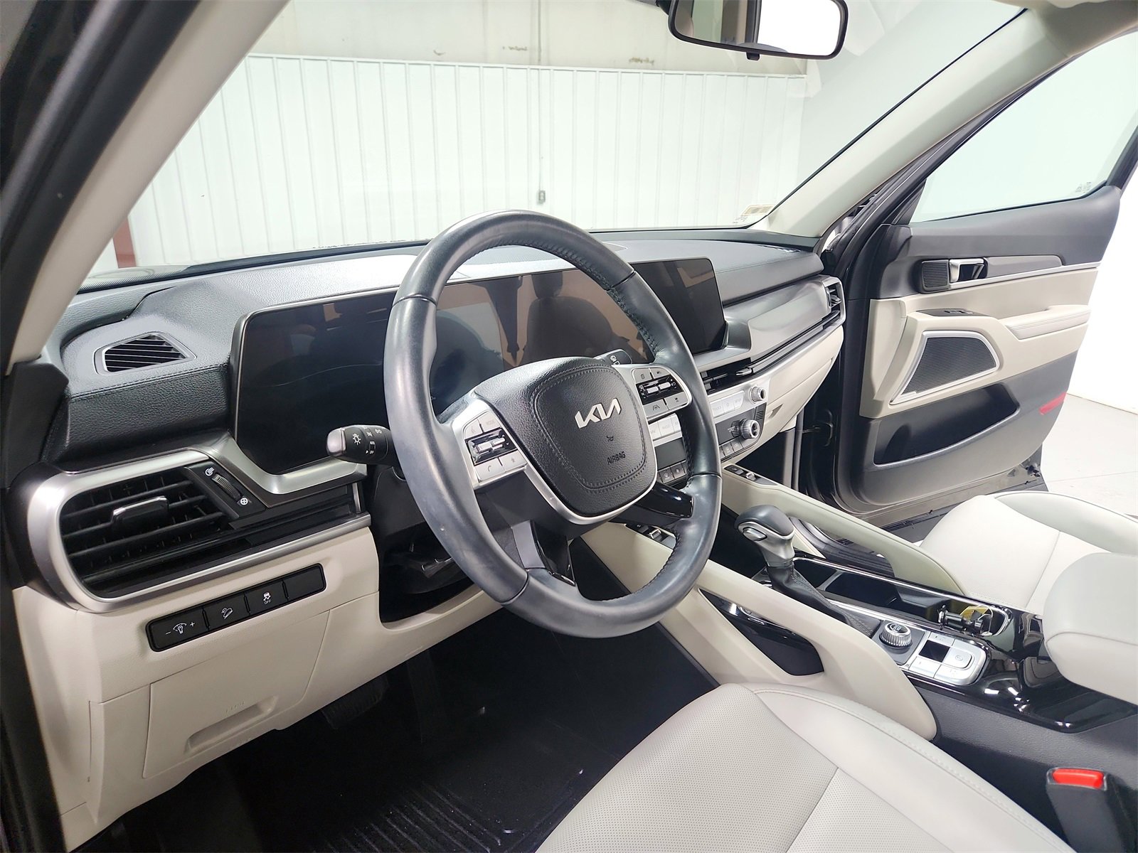 Used 2024 Kia Telluride S w/ S Sunroof Package image 18