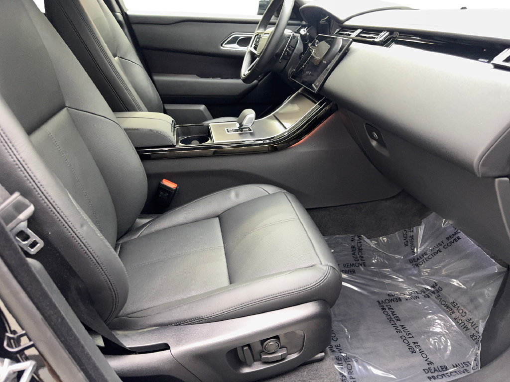 Used 2026 Land Rover Range Rover Velar Dynamic SE AWD/4WD image 46