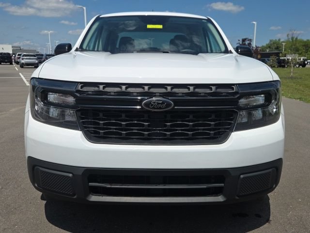 Used 2023 Ford Maverick XLT w/ Black Appearance Package FWD image 3