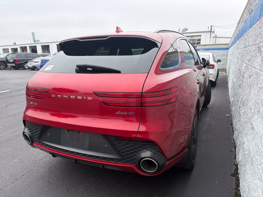 Used 2022 Genesis GV70 3.5T Sport w/ Sport Prestige Package AWD/4WD image 3