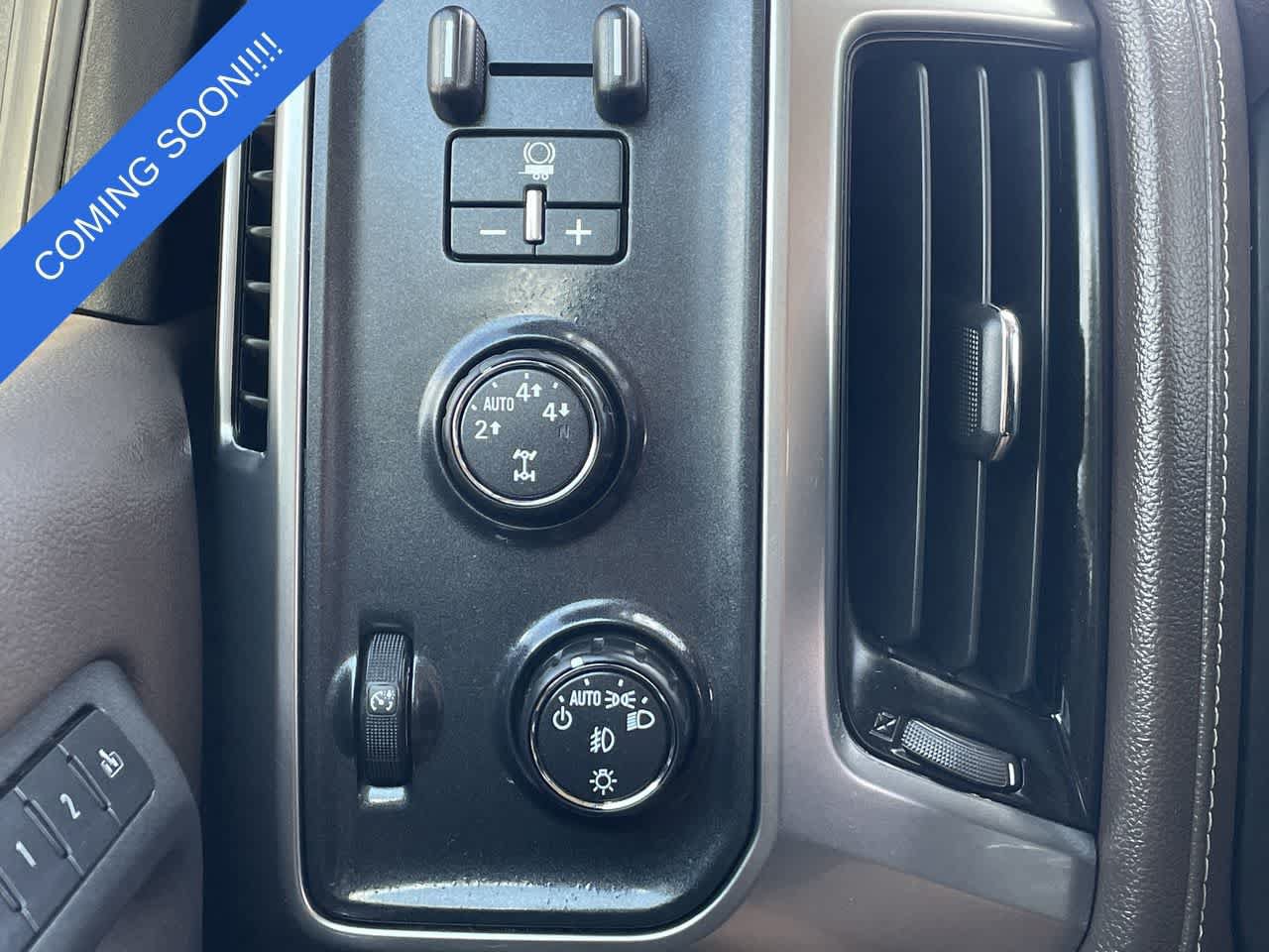 Used 2016 Chevrolet Silverado 1500 LTZ Z71 w/ LTZ Plus Package AWD/4WD image 28