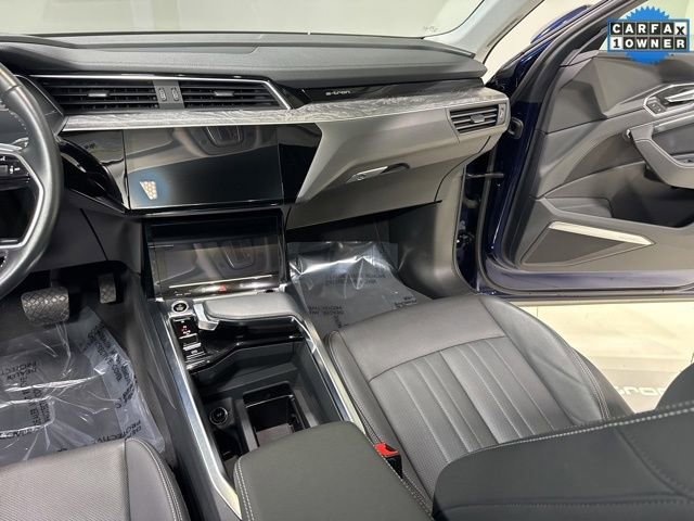 Used 2021 Audi e-tron Premium Plus w/ Premium Plus Package image 24