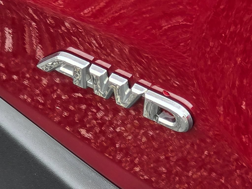Certified 2023 Toyota RAV4 LE AWD/4WD image 8