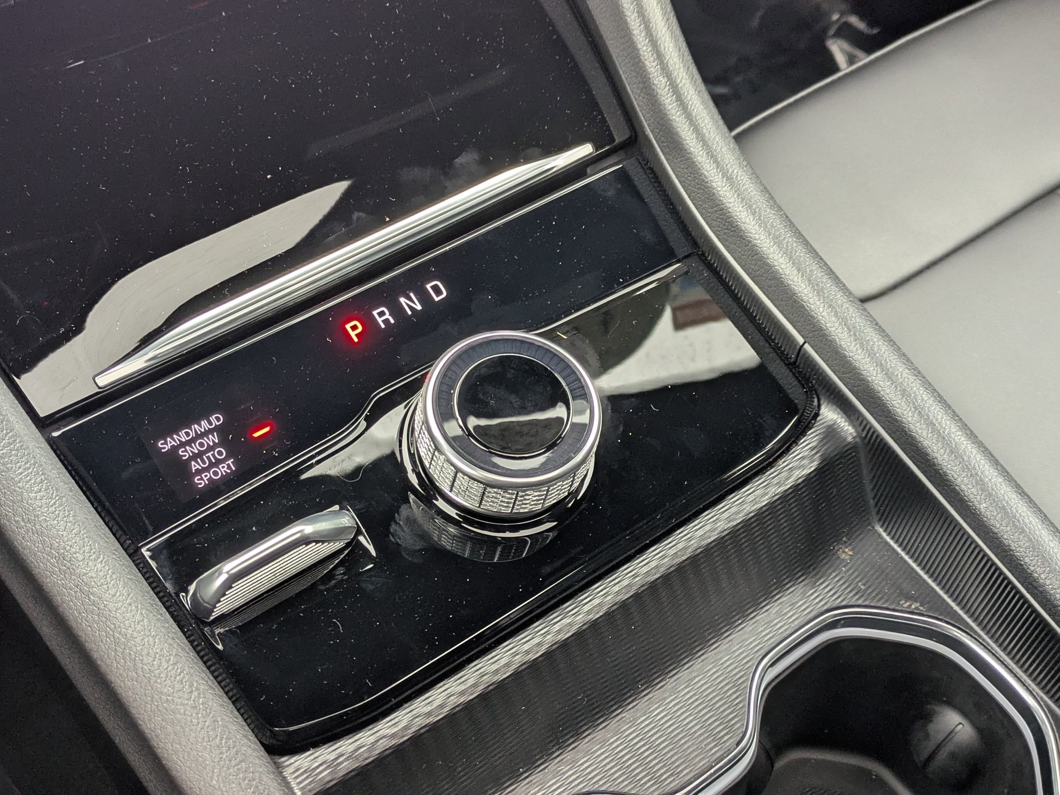 Used 2025 Jeep Grand Cherokee L Limited w/ Trailer Tow Package image 16