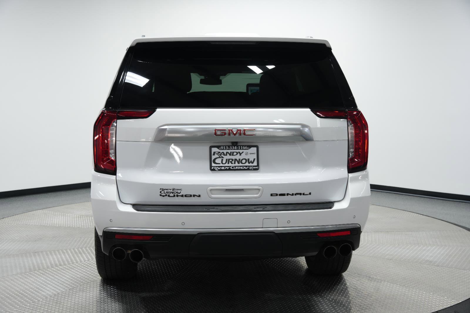 Used 2023 GMC Yukon Denali w/ LPO, Floor Liner Package image 8
