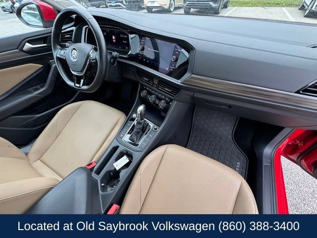 Used 2019 Volkswagen Jetta SEL w/ Cold Weather Package FWD image 26