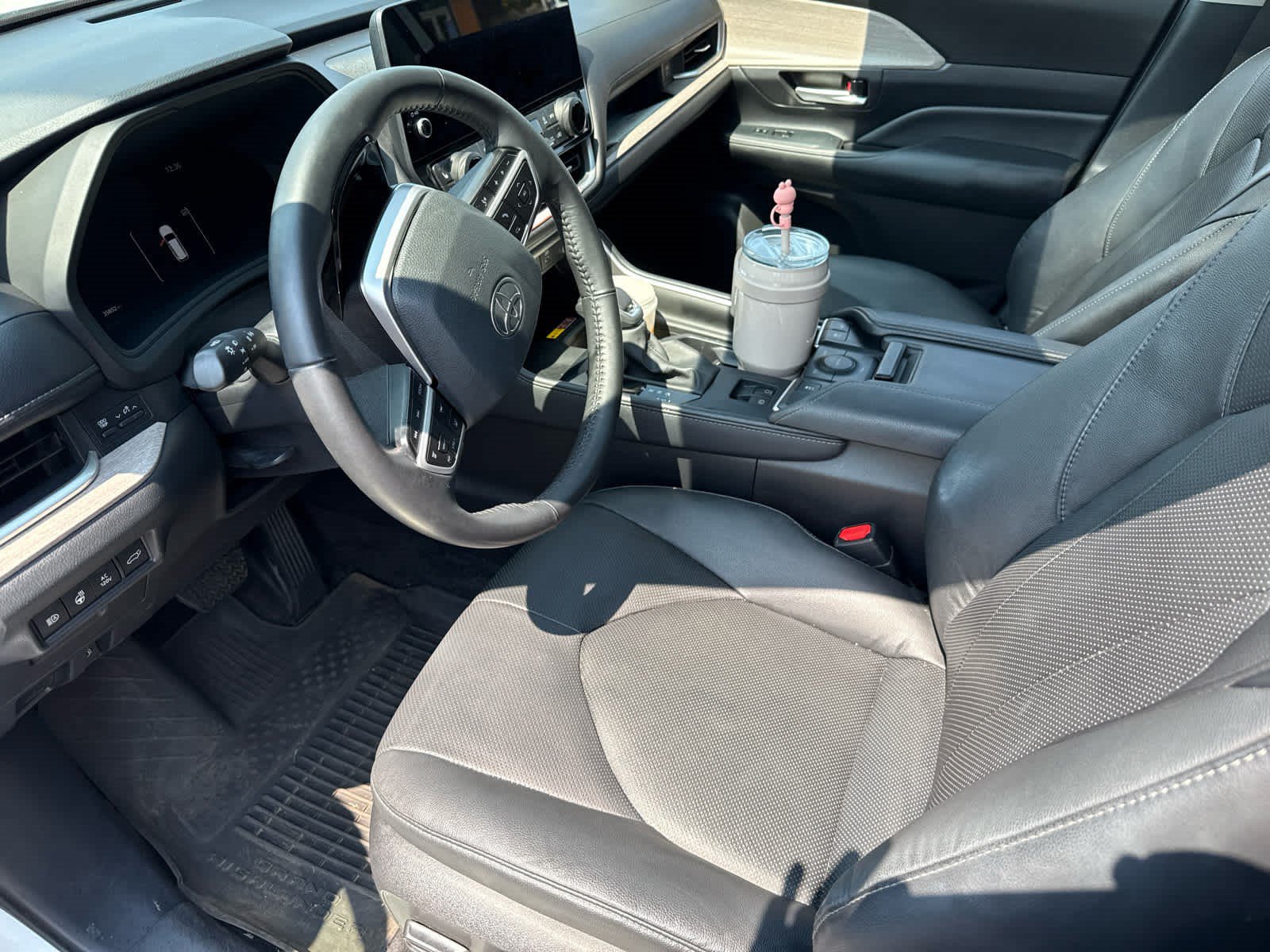 Used 2025 Toyota Grand Highlander AWD Hybrid image 9